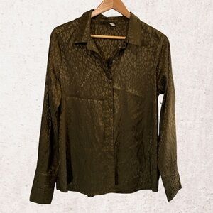 Mystree Olive Green Notched Collar Button Down Shirt